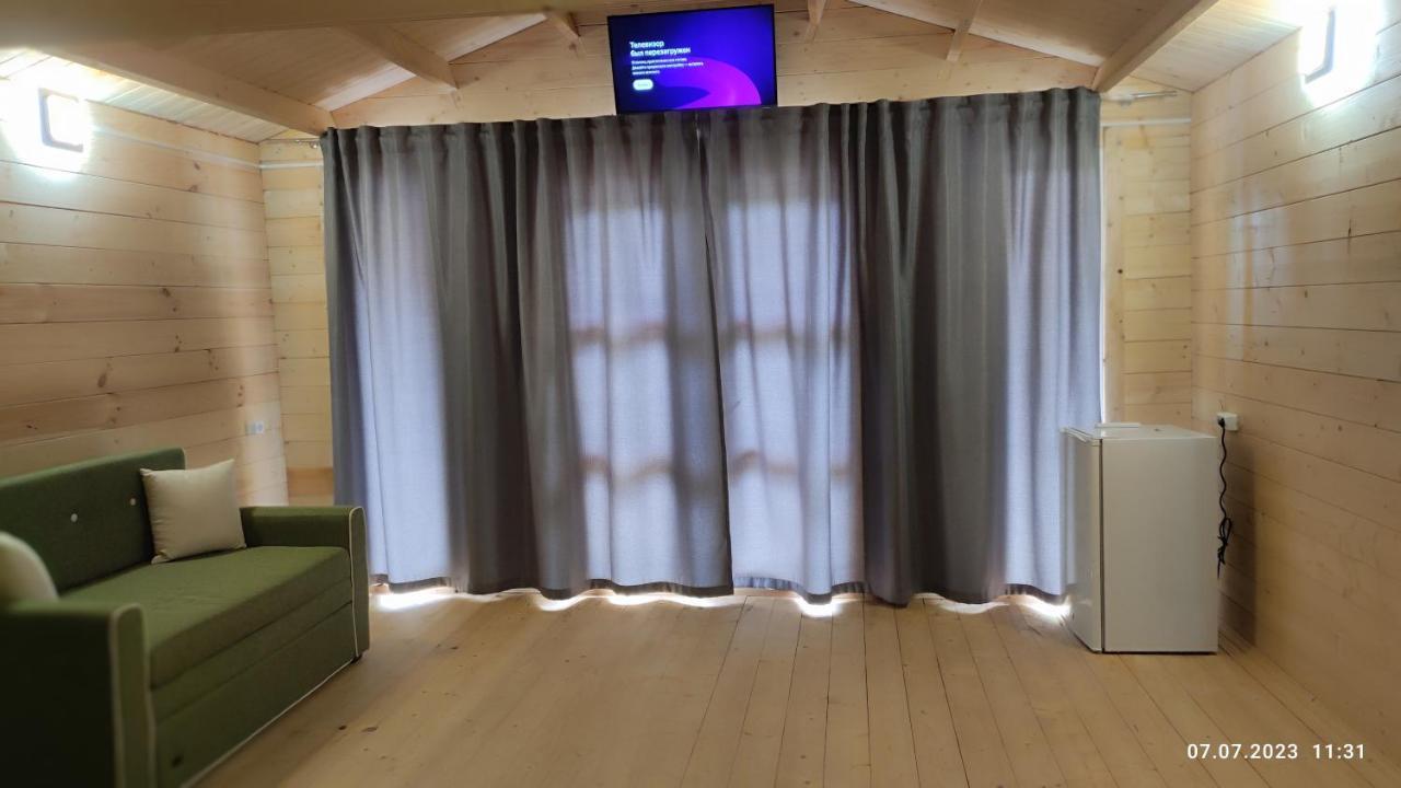 Guest House Ahan Gagry Eksteriør bilde